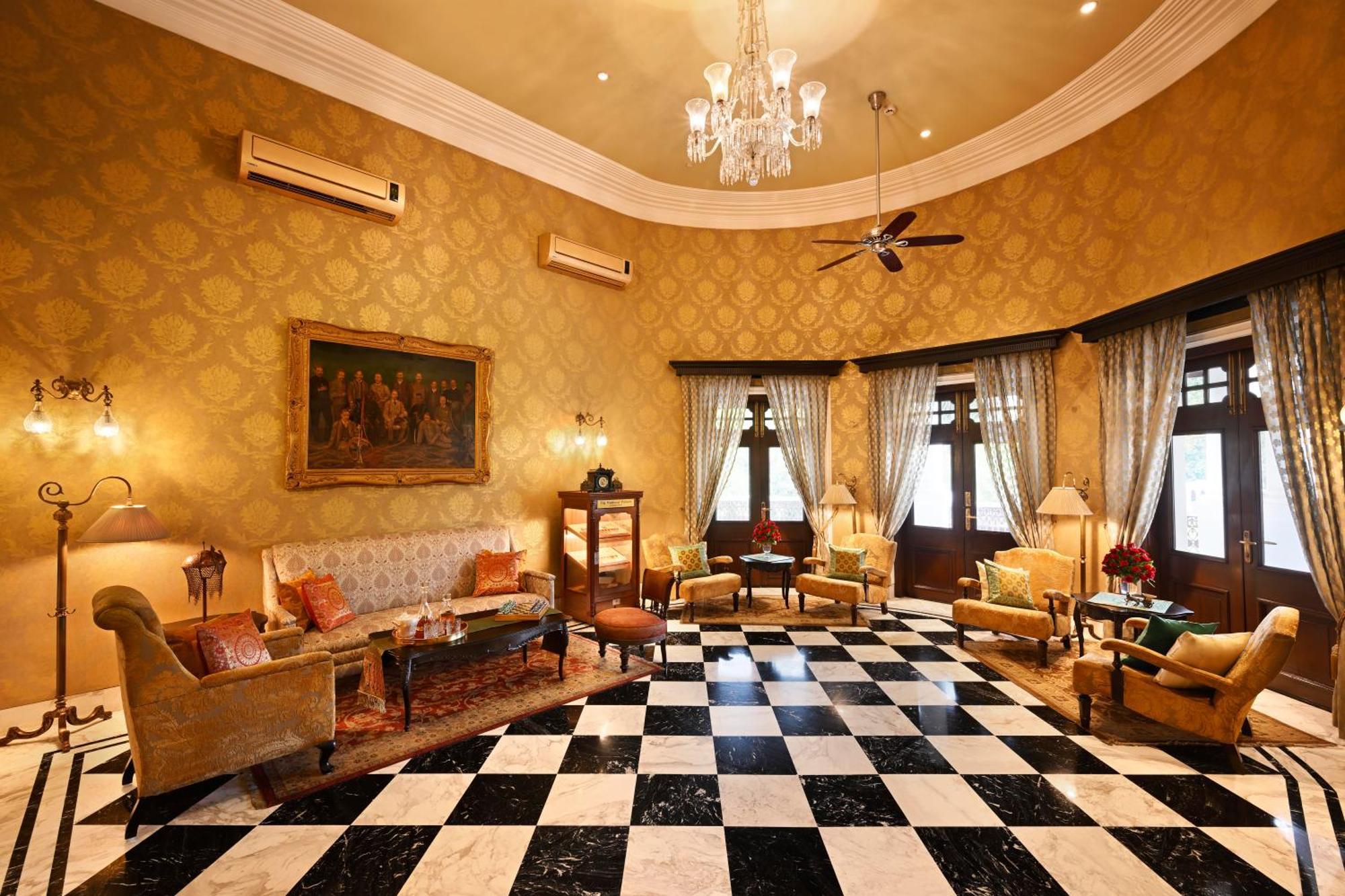 Taj Nadesar Palace Варанаси Экстерьер фото
